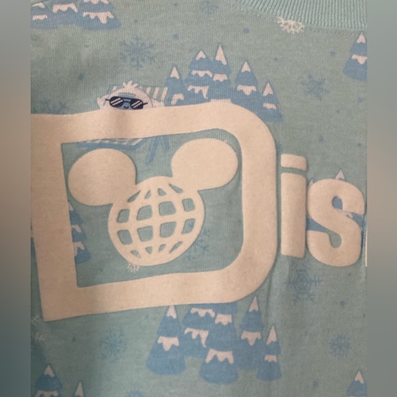 Disney spirit jersey NWT Size Small Yeti - Picture 11 of 13